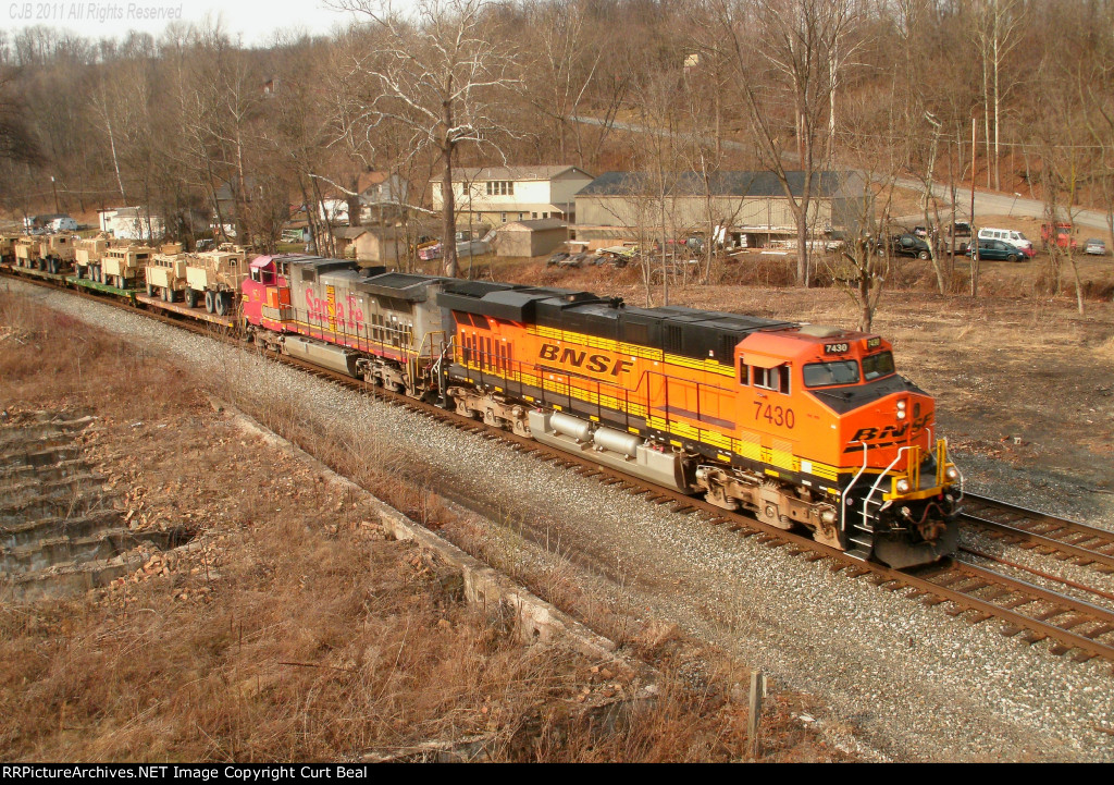 BNSF 7430 and 674